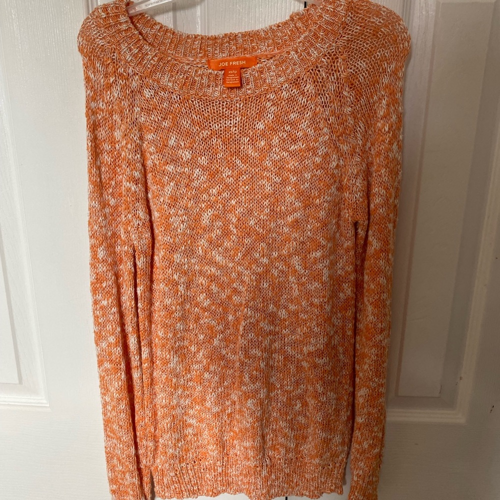 Space dye orange and white knit sweater | Joe Fresh
